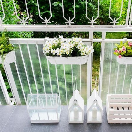 Cristine Apartment Варшава Екстериор снимка