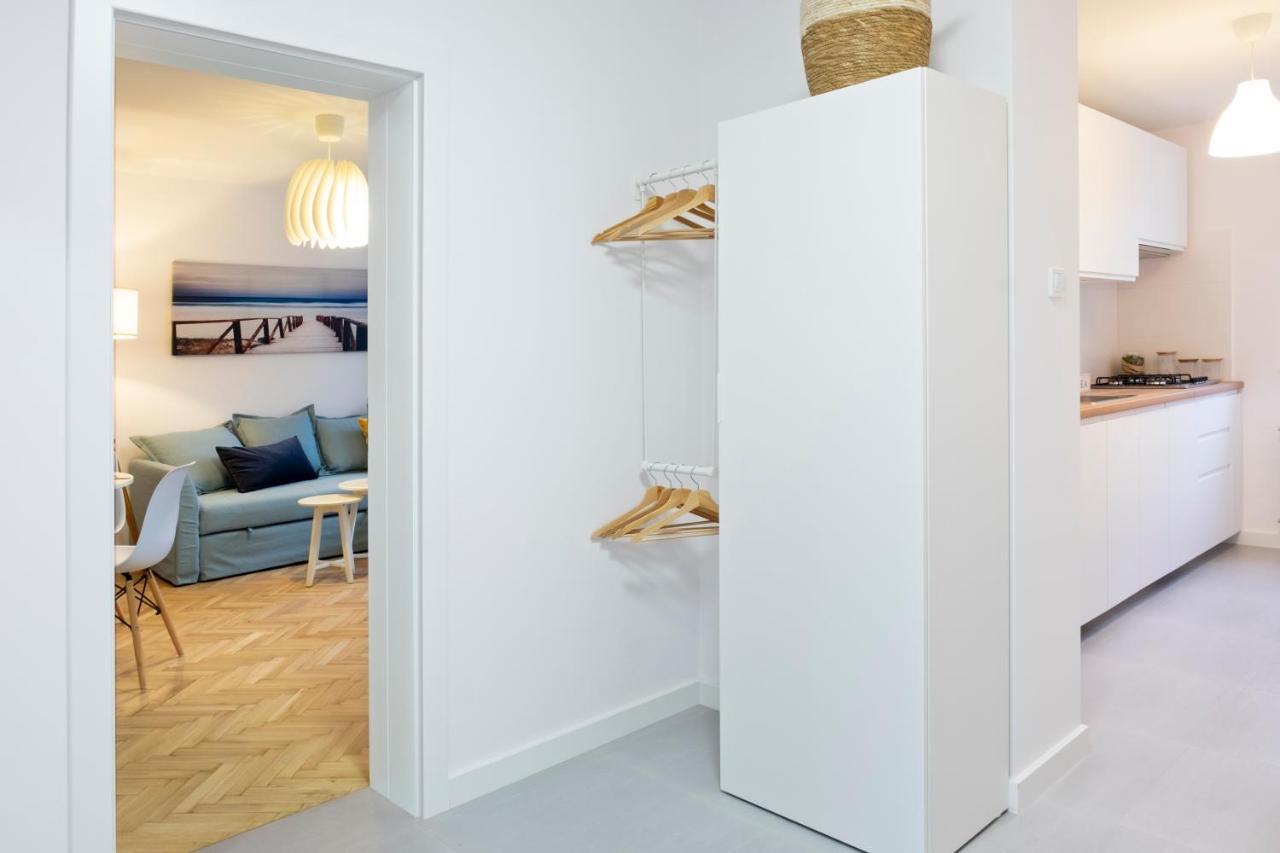 Cristine Apartment Варшава Екстериор снимка