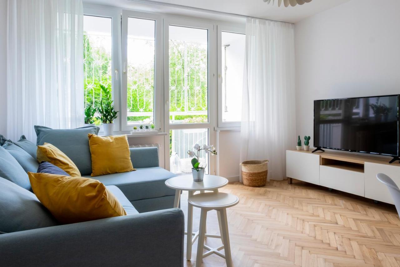 Cristine Apartment Варшава Екстериор снимка