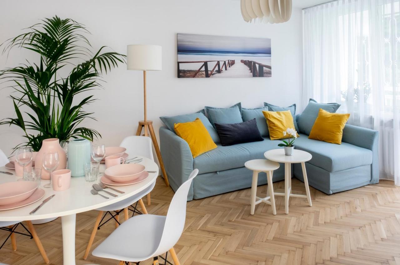 Cristine Apartment Варшава Екстериор снимка