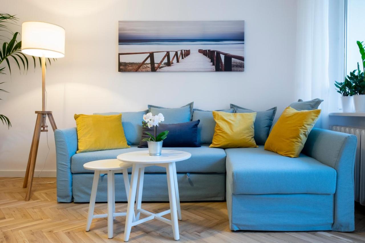 Cristine Apartment Варшава Екстериор снимка
