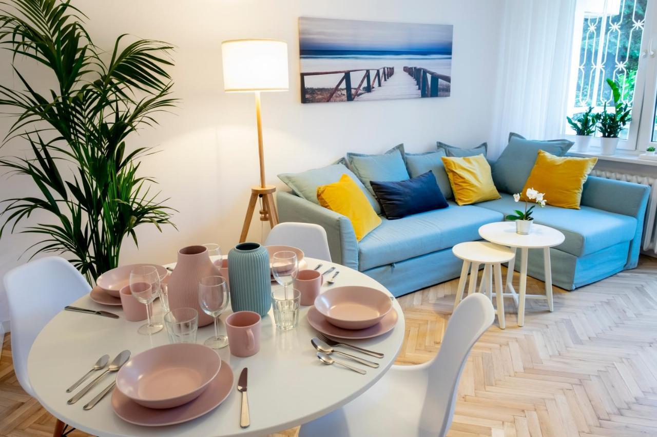 Cristine Apartment Варшава Екстериор снимка